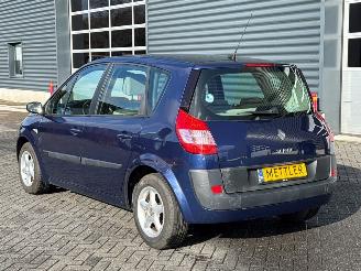 Renault Mégane Scénic 1.6 16V MPV  Benzine 1.598cc 83kW (113pk) FWD picture 3