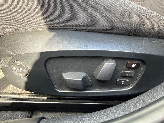 BMW 1-serie 118i 16V Hatchback 4Dr Benzine 1.995cc 105kW (143pk) RWD picture 19