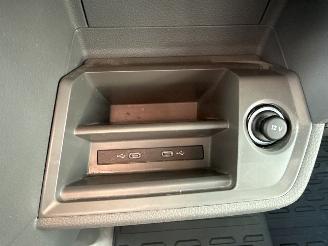 Volkswagen Crafter 2.0 TDI FWD Bus  Diesel 1.968cc 103kW (140pk) FWD picture 20