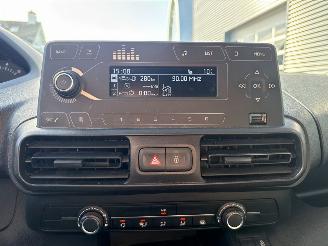 Peugeot Partner 1.5 BlueHDi 75 Bestel  Diesel 1.499cc 55kW (75pk) FWD picture 13