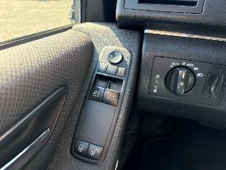 Mercedes B-klasse 2.0 B-180 CDI 16V Hatchback  Diesel 1.991cc 80kW (109pk) FWD picture 17