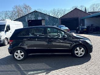 Mercedes B-klasse 2.0 B-180 CDI 16V Hatchback  Diesel 1.991cc 80kW (109pk) FWD picture 6