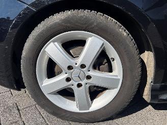 Mercedes B-klasse 2.0 B-180 CDI 16V Hatchback  Diesel 1.991cc 80kW (109pk) FWD picture 19