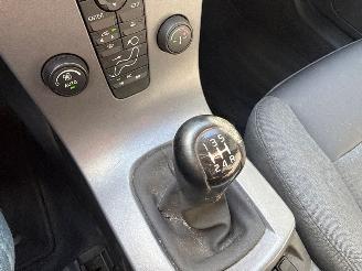 Volvo V-50 2.4 20V Combi/o  Benzine 2.435cc 103kW (140pk) FWD picture 17