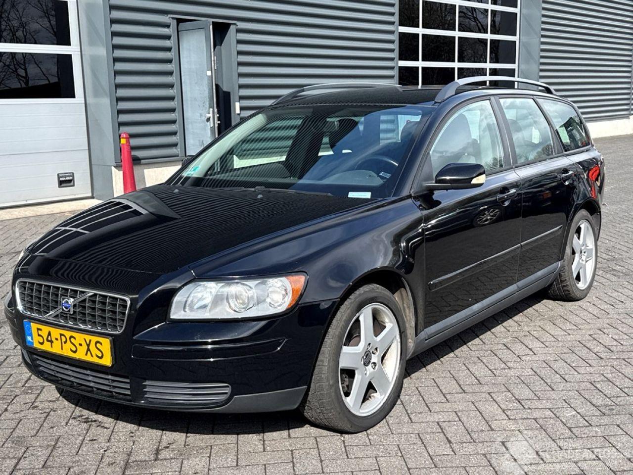 Volvo V-50 2.4 20V Combi/o  Benzine 2.435cc 103kW (140pk) FWD
