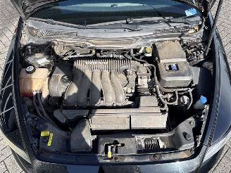 Volvo V-50 2.4 20V Combi/o  Benzine 2.435cc 103kW (140pk) FWD picture 21