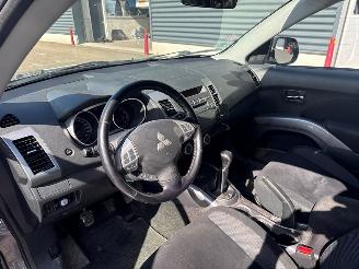 Mitsubishi Outlander 2.4 16V Mivec 4x2 SUV  Benzine 2.360cc 125kW (170pk) FWD picture 11