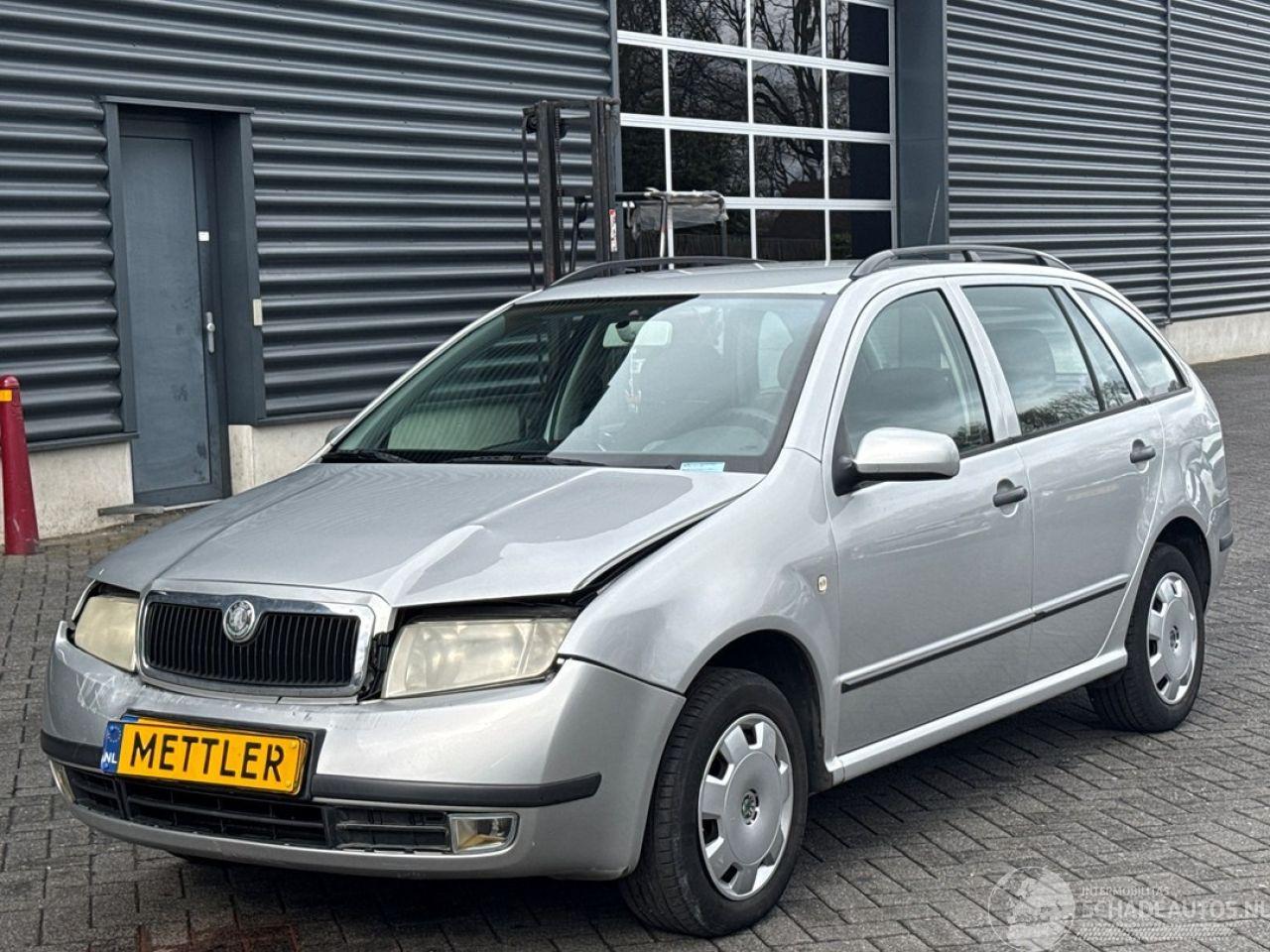 Skoda Fabia 1.4i 16V Combi/o 4Dr Benzine 1.390cc 55kW (75pk) FWD