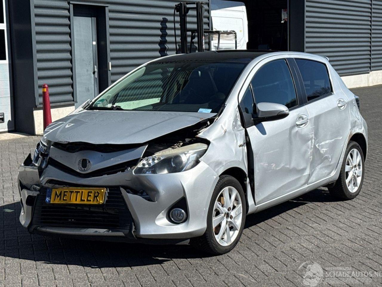 Toyota Yaris 1.5 16V Hybrid Hatchback  Elektrisch Benzine 1.497cc 74kW (101pk) FWD