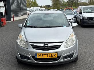 Opel Corsa 1.2 16V Hatchback  Benzine 1.229cc 59kW (80pk) FWD picture 8