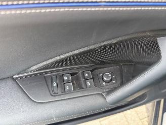 Volkswagen Tiguan 2.0 TDI 3x R-Line, SUV  Diesel 1,968cc 110kW (150pk) FWD  massage stoelen picture 25