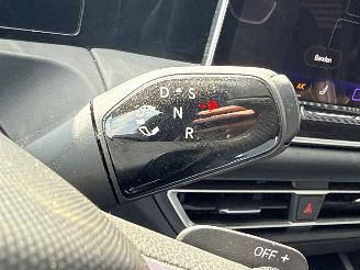 Volkswagen Tiguan 2.0 TDI 3x R-Line, SUV  Diesel 1,968cc 110kW (150pk) FWD  massage stoelen picture 24