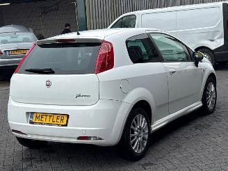 Fiat Grande Punto 1.4 Hatchback  Benzine 1.368cc 57kW (77pk) FWD picture 5