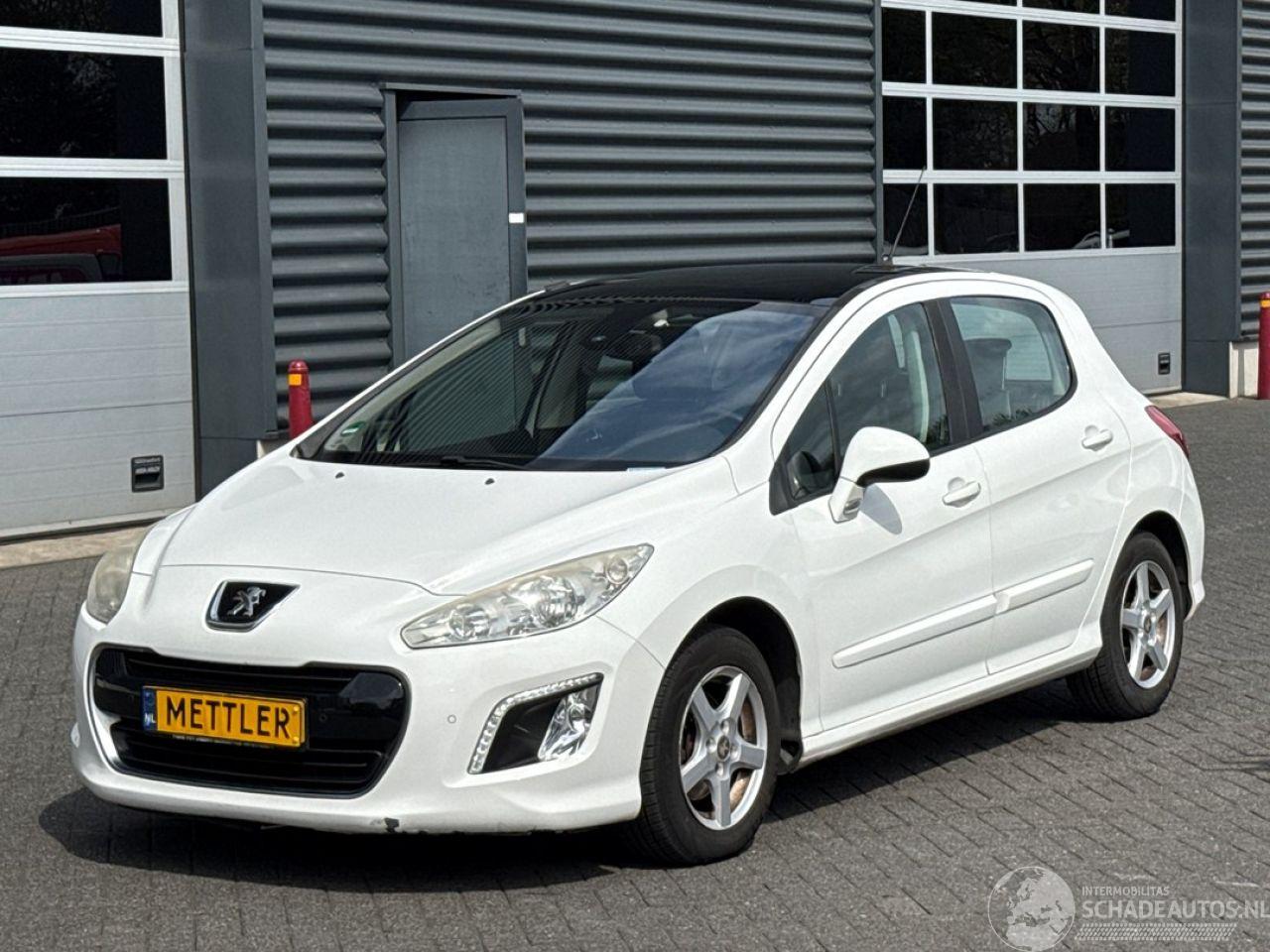 Peugeot 308 1.6 VTI 16V Hatchback  Benzine 1.598cc 88kW (120pk) FWD