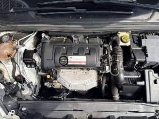 Peugeot 308 1.6 VTI 16V Hatchback  Benzine 1.598cc 88kW (120pk) FWD picture 21