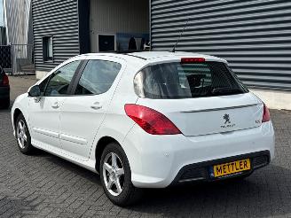 Peugeot 308 1.6 VTI 16V Hatchback  Benzine 1.598cc 88kW (120pk) FWD picture 3