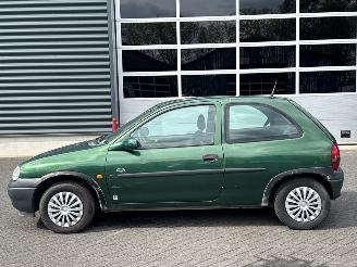 Opel Corsa -B 1.4i Hatchback  Benzine 1.389cc 44kW (60pk) FWD picture 2