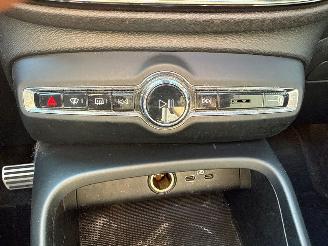 Volvo XC40 Recharge Twin 78 kWh SUV  Elektrisch  300kW (408pk) 4x4 picture 20