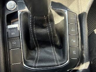 Volkswagen Tiguan R-Line 1.4 TSI eHybrid 16V SUV  Elektrisch Benzine 1.395cc 180kW (265pk) FWD 1.4 TSI eHybrid 16V SUV  Elektrisch Benzine 1.395cc 195kW (265pk) FWD picture 23