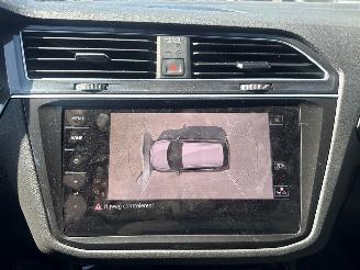 Volkswagen Tiguan R-Line 1.4 TSI eHybrid 16V SUV  Elektrisch Benzine 1.395cc 180kW (265pk) FWD 1.4 TSI eHybrid 16V SUV  Elektrisch Benzine 1.395cc 195kW (265pk) FWD picture 20