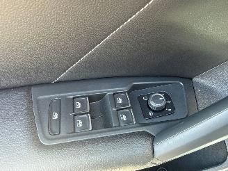 Volkswagen Tiguan R-Line 1.4 TSI eHybrid 16V SUV  Elektrisch Benzine 1.395cc 180kW (265pk) FWD 1.4 TSI eHybrid 16V SUV  Elektrisch Benzine 1.395cc 195kW (265pk) FWD picture 25