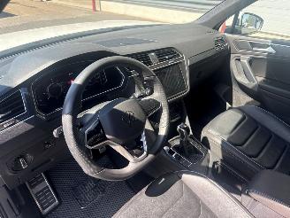 Volkswagen Tiguan R-Line 1.4 TSI eHybrid 16V SUV  Elektrisch Benzine 1.395cc 180kW (265pk) FWD 1.4 TSI eHybrid 16V SUV  Elektrisch Benzine 1.395cc 195kW (265pk) FWD picture 12