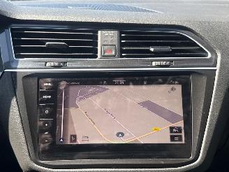 Volkswagen Tiguan R-Line 1.4 TSI eHybrid 16V SUV  Elektrisch Benzine 1.395cc 180kW (265pk) FWD 1.4 TSI eHybrid 16V SUV  Elektrisch Benzine 1.395cc 195kW (265pk) FWD picture 18