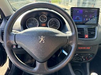 Peugeot 206+ 1.1 Hatchback  Benzine 1.124cc 44kW (60pk) FWD picture 12