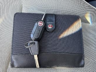 Fiat 500 0.9 TwinAir 85 Hatchback  Benzine 875cc 63kW (86pk) FWD picture 18