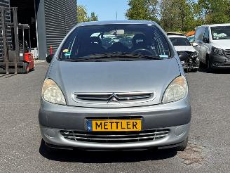 Citroën Xsara PICASSO 1.8 16V MPV  Benzine 1.749cc 86kW (117pk) FWD picture 8