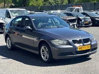 BMW 3-serie 316i 16V Sedan 4Dr Benzine 1.597cc 90kW (122pk) RWD picture 7