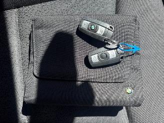 BMW 3-serie 316i 16V Sedan 4Dr Benzine 1.597cc 90kW (122pk) RWD picture 22