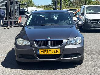 BMW 3-serie 316i 16V Sedan 4Dr Benzine 1.597cc 90kW (122pk) RWD picture 8