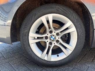 BMW 3-serie 316i 16V Sedan 4Dr Benzine 1.597cc 90kW (122pk) RWD picture 21