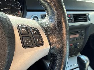 BMW 3-serie 320i 16V Combi/o  Benzine 1.995cc 110kW (150pk) RWD picture 19