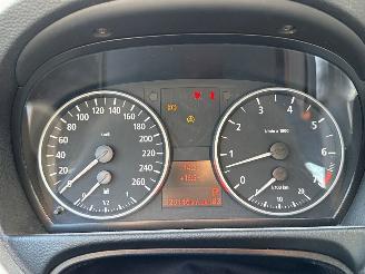 BMW 3-serie 320i 16V Combi/o  Benzine 1.995cc 110kW (150pk) RWD picture 12