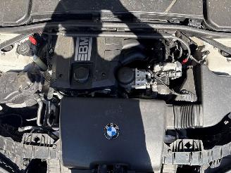 BMW 1-serie 118i 16V Hatchback 2Dr Benzine 1.995cc 105kW (143pk) RWD picture 23