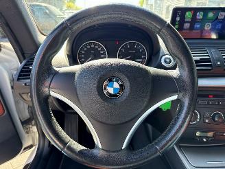 BMW 1-serie 118i 16V Hatchback 2Dr Benzine 1.995cc 105kW (143pk) RWD picture 11