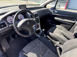 Peugeot 307 7 persoons 1.6 16V Combi/o  Benzine 1.587cc 80kW (109pk) FWD picture 11