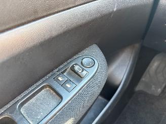 Peugeot 307 7 persoons 1.6 16V Combi/o  Benzine 1.587cc 80kW (109pk) FWD picture 21