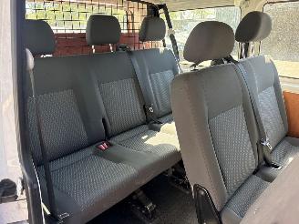 Volkswagen Transporter 2.0 TDI DRF Bus  Diesel 1.968cc 103kW (140pk) FWD picture 9