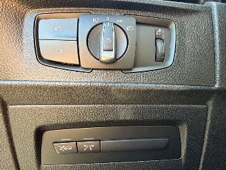 BMW 1-serie 114i 1.6 16V Hatchback 2Dr Benzine 1.598cc 75kW (102pk) RWD picture 18