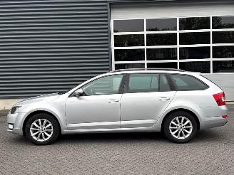 Skoda Octavia 1.6 TDI GreenTec 16V Combi/o 4Dr Diesel 1.598cc 77kW (105pk) FWD picture 2