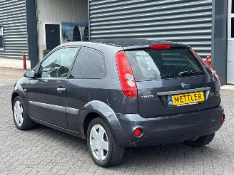 Ford Fiesta 1.3 Hatchback  Benzine 1.299cc 51kW (69pk) FWD picture 3