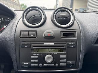Ford Fiesta 1.3 Hatchback  Benzine 1.299cc 51kW (69pk) FWD picture 13