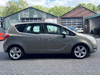 Opel Meriva 1.4 Turbo 16V ecoFLEX MPV  Benzine 1.364cc 88kW (120pk) FWD picture 6