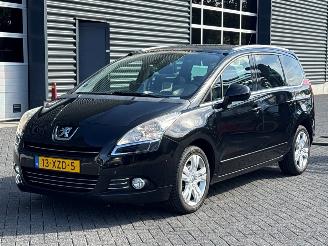 Auto incidentate Peugeot 5008 7 Persoons 1.6 THP 16V MPV  Benzine 1.598cc 115kW (156pk) FWD 2012/9