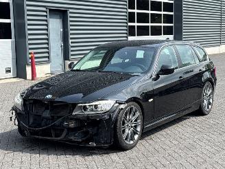 skadebil auto BMW 3-serie 325i 24V Combi/o  Benzine 2.979cc 160kW (218pk) RWD 2010/11