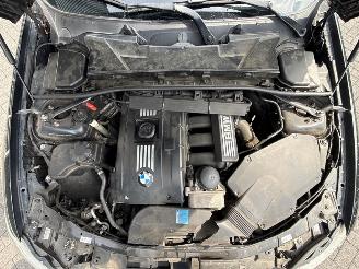 BMW 3-serie 325i 24V Combi/o  Benzine 2.979cc 160kW (218pk) RWD picture 29
