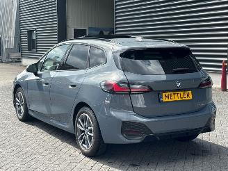 BMW 2-serie 220i Mild Hybrid 1.5 TwinPower Turbo 12V MPV  Elektrisch Benzine 1.499cc 125kW (170pk) FWD picture 3